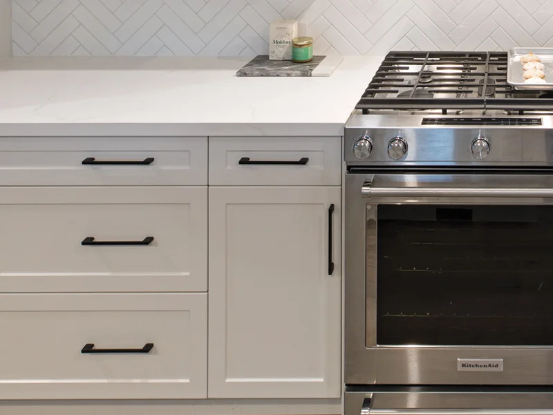 Kitchen Cabinets features
